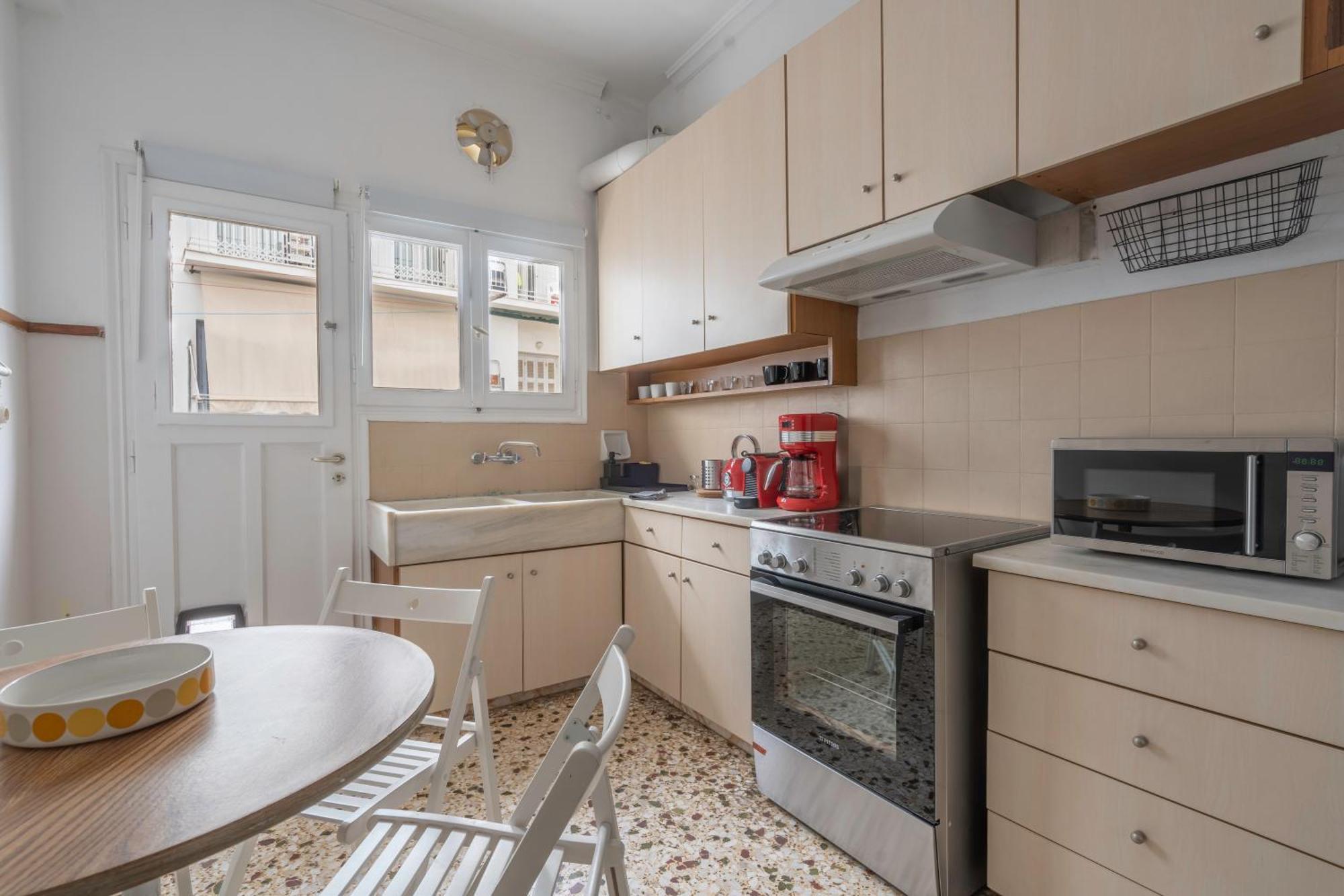 Maison Terrasse - Georgeous 3br Next To Acropolis * Athens